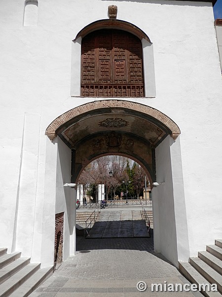 Puerta de San Torcuato