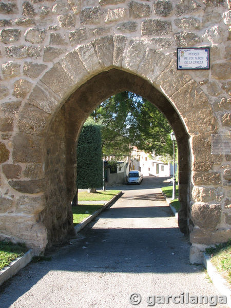 Puerta de Santa María de la Cabeza