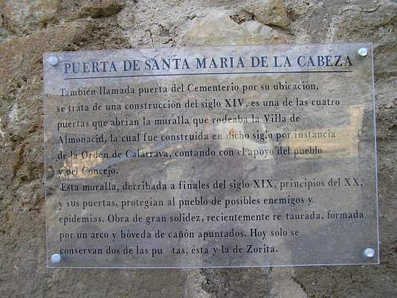 Puerta de Santa María de la Cabeza