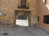 Puerta de la muralla de Zorita de los Canes