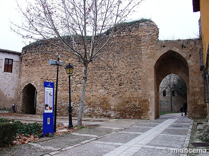 Puerta del Juego de la Pelota