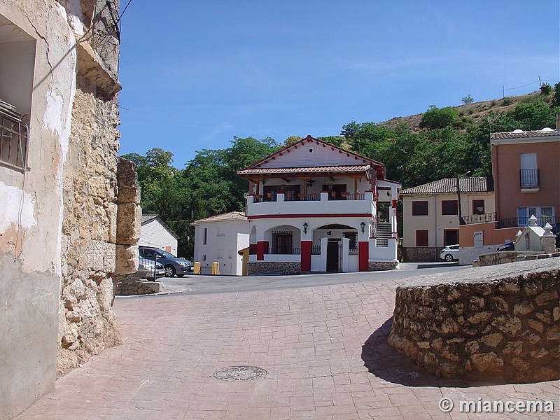 Muralla urbana de Peñalver