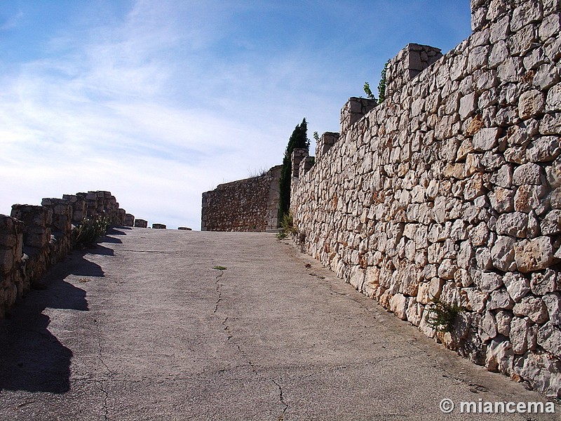 Castillo de Alhóndiga