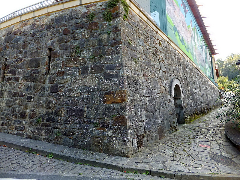 Muralla urbana de Leintz-Gatzaga