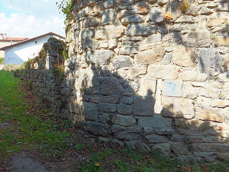 Muralla urbana de Leintz-Gatzaga