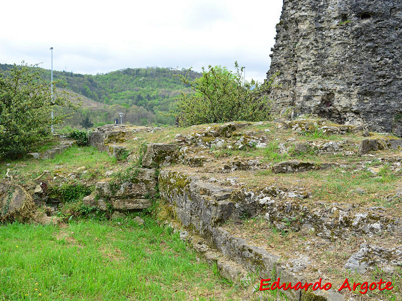 Castillo Gazteluzar