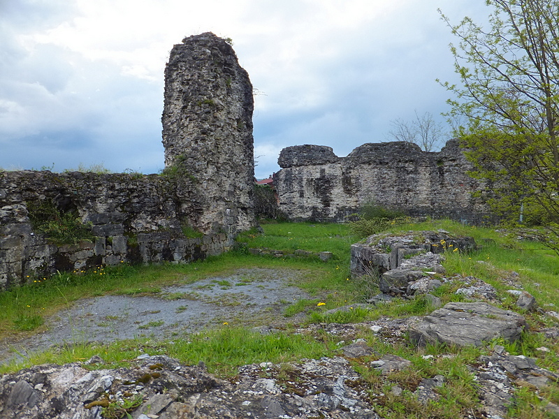 Castillo Gazteluzar