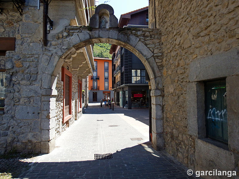 Arco de La Inmaculada