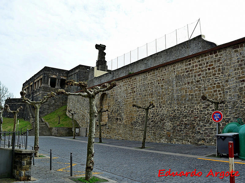 Muralla urbana de Getaria