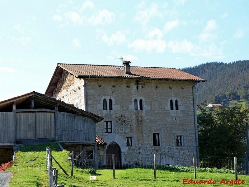 Torre-Caserío Zabala