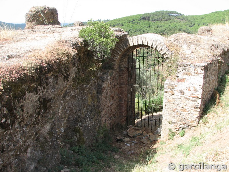 Castillo de Almonaster la Real