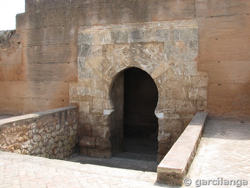 Muralla urbana de Niebla