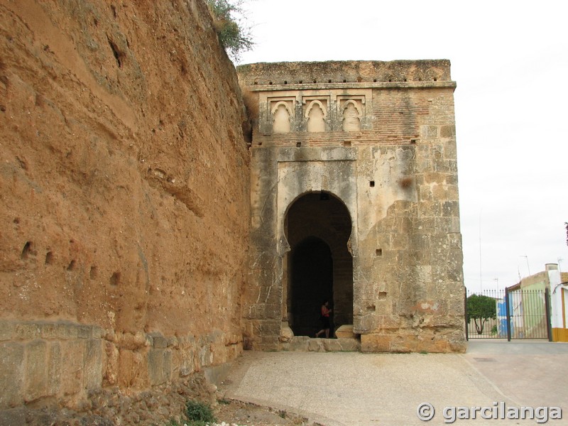 Muralla urbana de Niebla