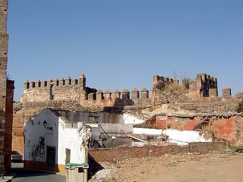 Muralla urbana de Niebla