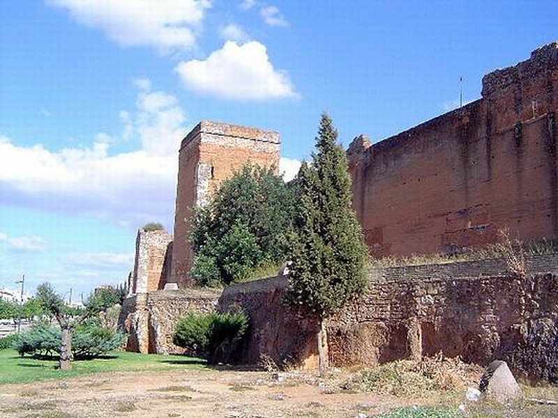 Muralla urbana de Niebla