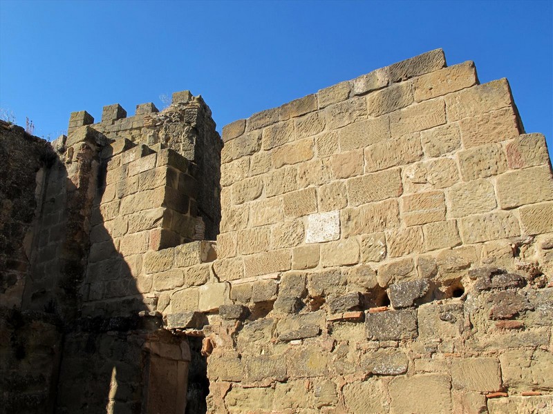 Castillo de Montearagón