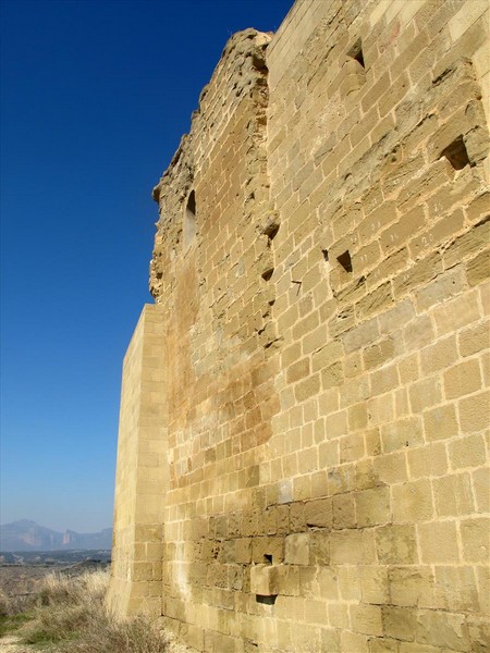 Castillo de Montearagón