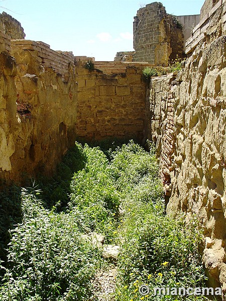 Castillo de Montearagón