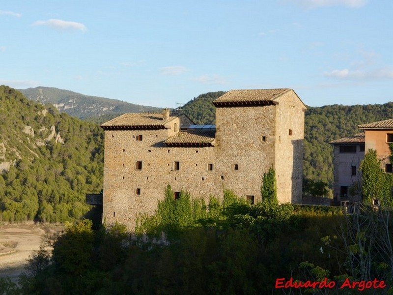 Casa palacio de Ligüerre de Cinca