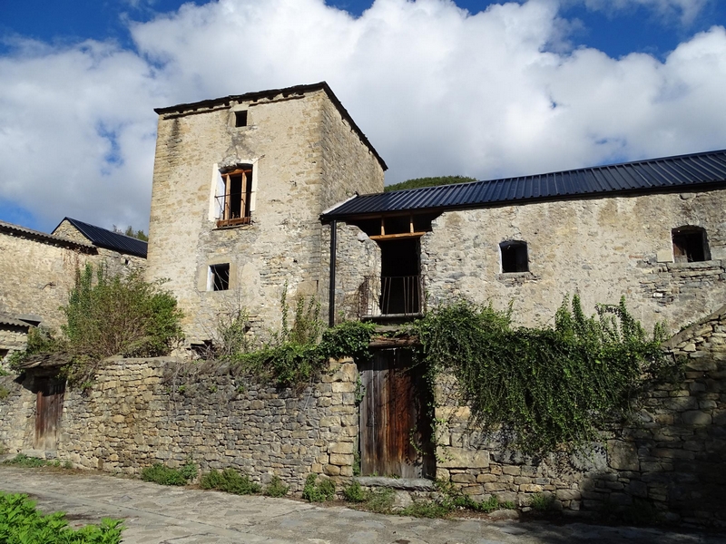 Casa fuerte de Santa Olaria de Ara