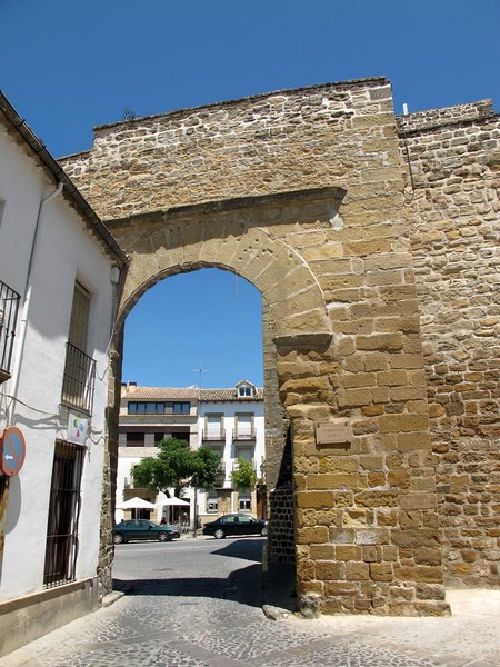 Muralla urbana de Baeza