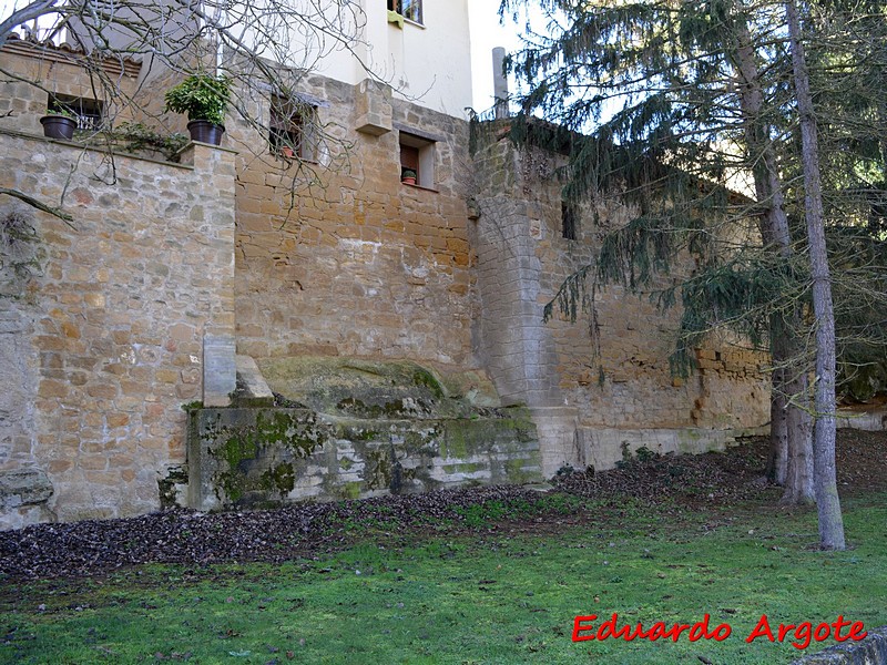 Muralla urbana de Sajazarra