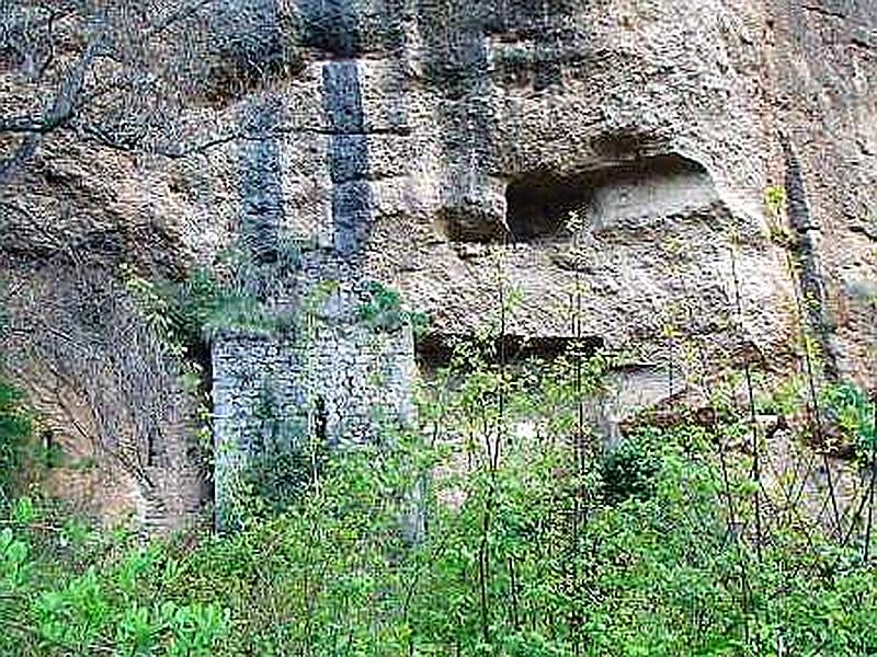 Castillo de Castañares de las Cuevas