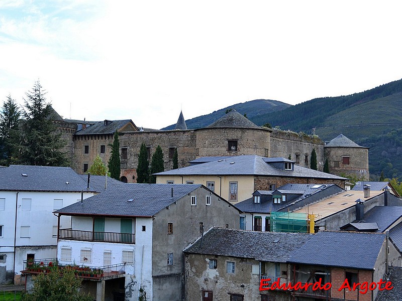 Castillo palacio de los Marqueses de Villafranca