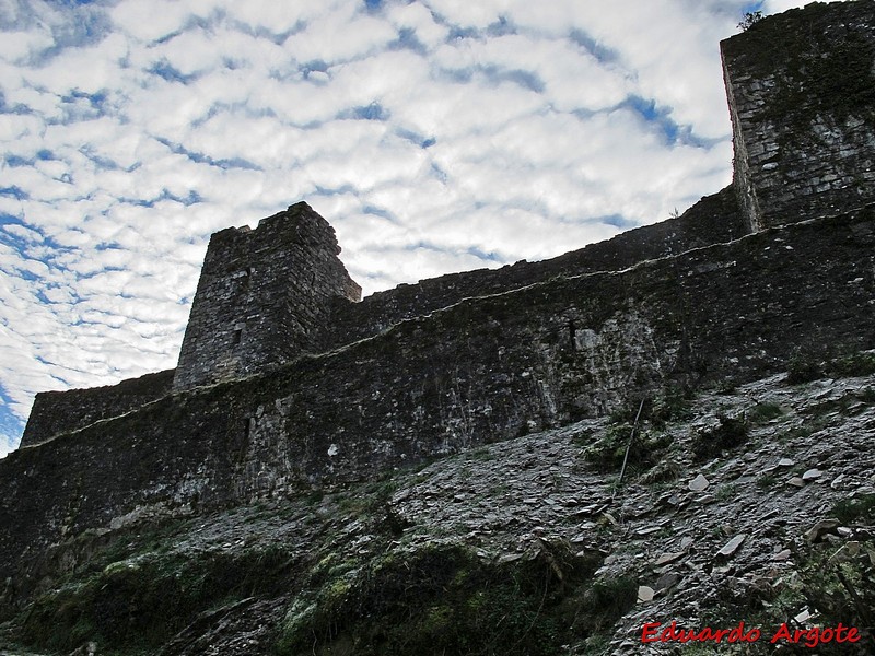 Castillo de Sarracín