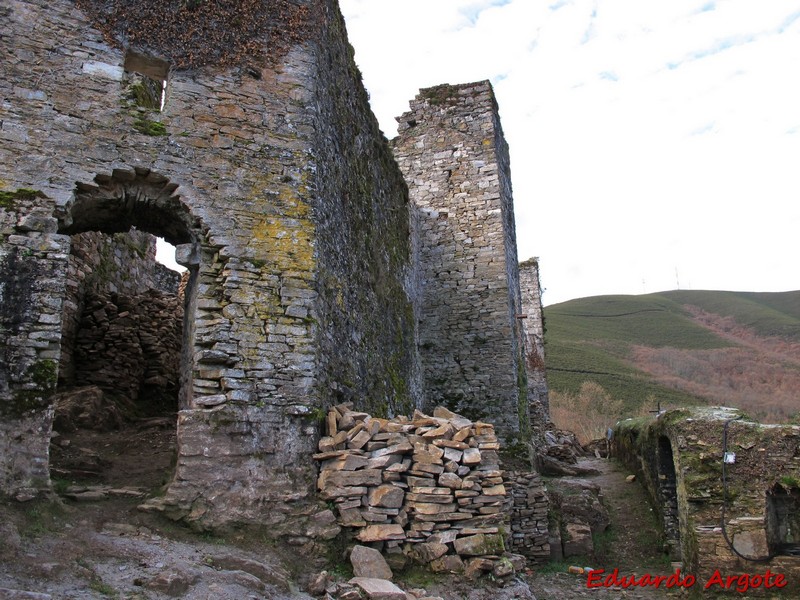 Castillo de Sarracín