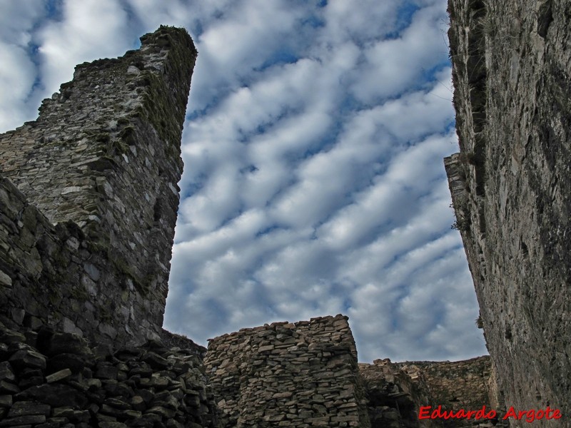 Castillo de Sarracín