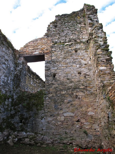 Castillo de Sarracín