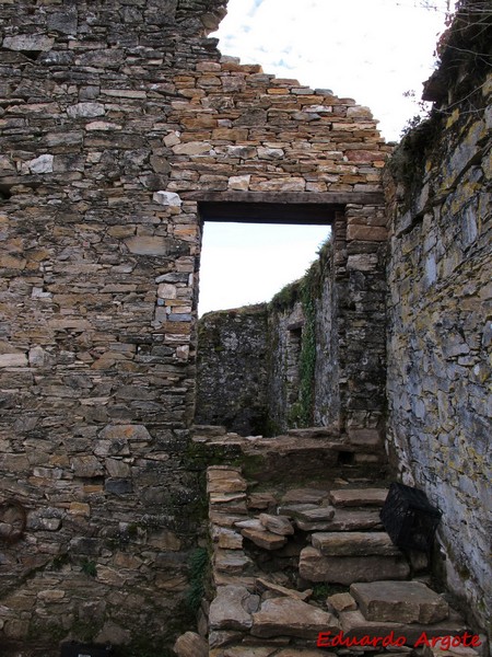 Castillo de Sarracín