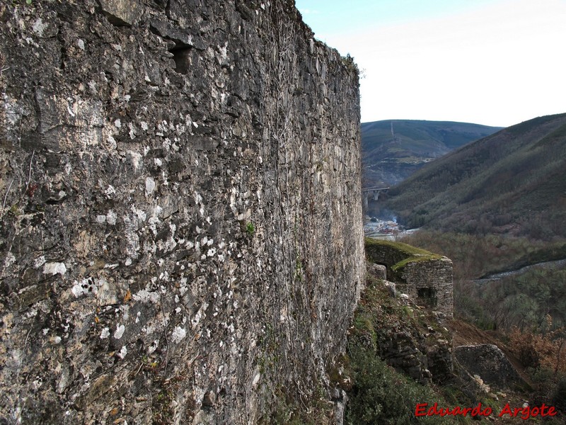 Castillo de Sarracín