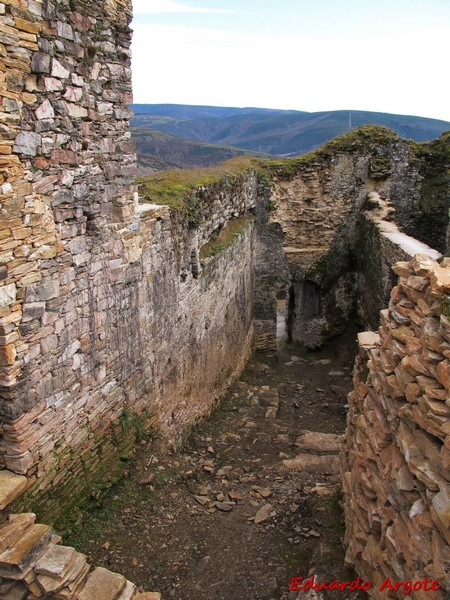 Castillo de Sarracín