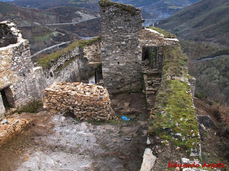 Castillo de Sarracín