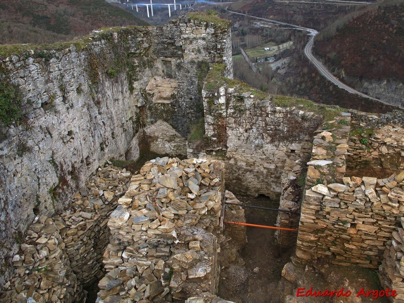 Castillo de Sarracín