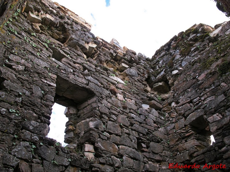 Castillo de Sarracín