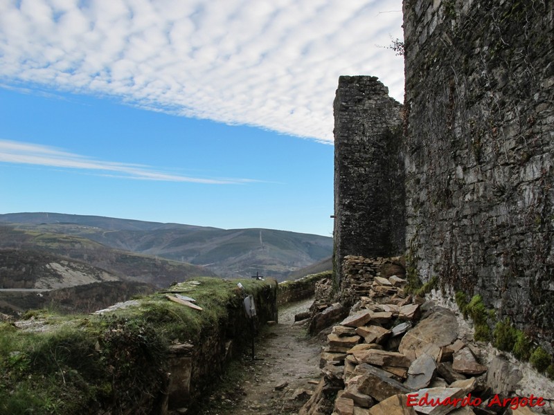 Castillo de Sarracín