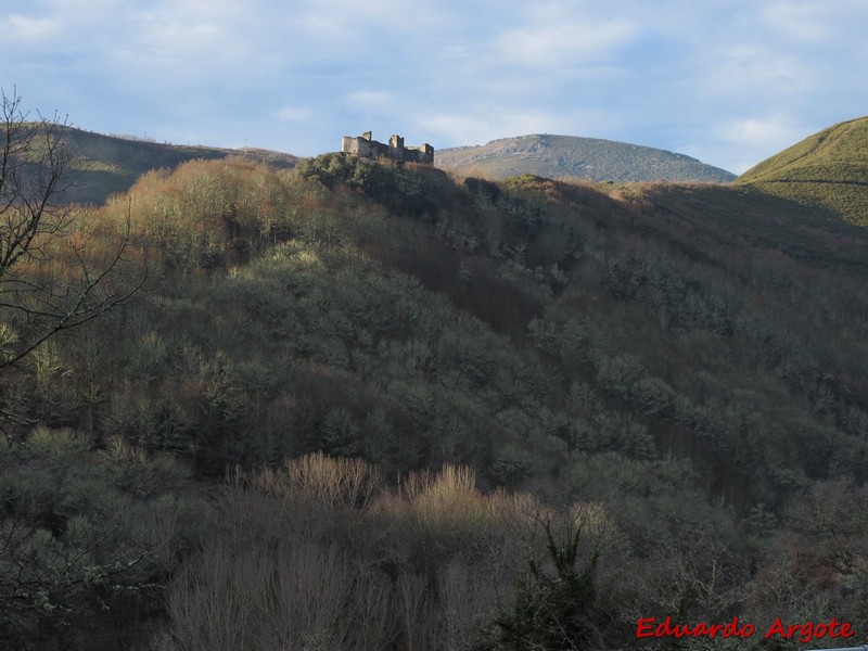 Castillo de Sarracín