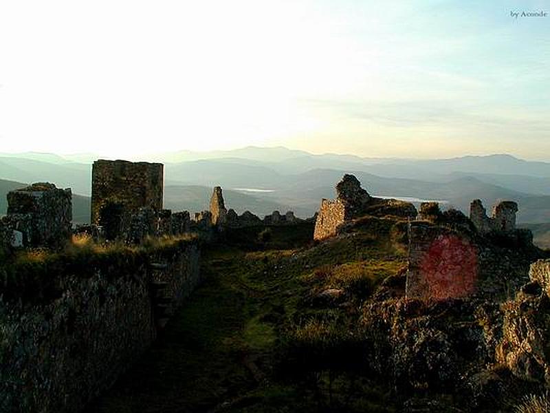 Castillo de Cornatel