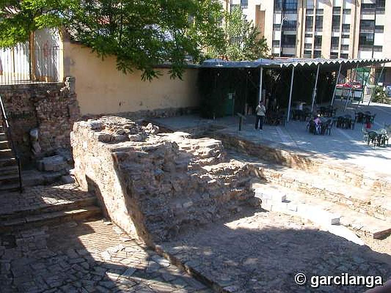 Puerta romana del Hierro