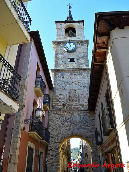 Puerta de la Torre del Reloj