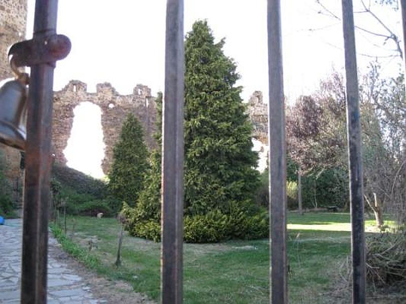 Castillo de los Bazán