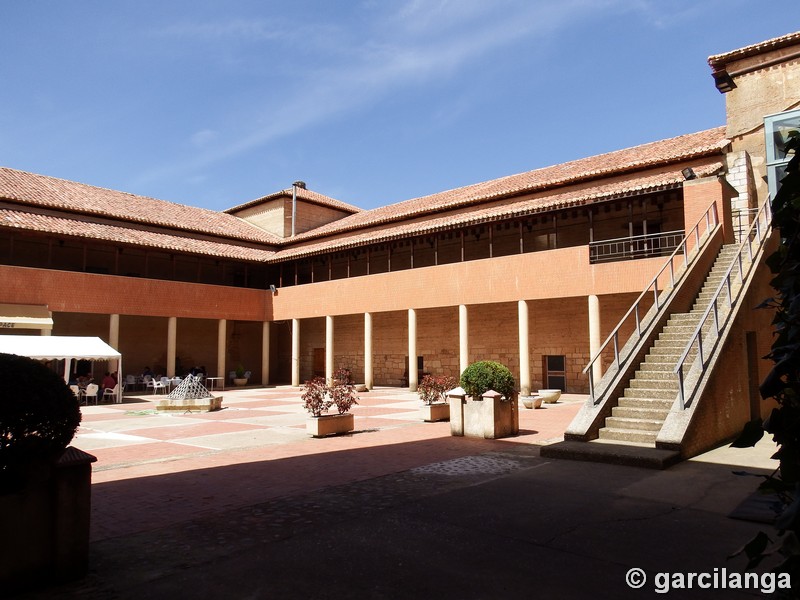 Castillo palacio de Toral de los Guzmanes