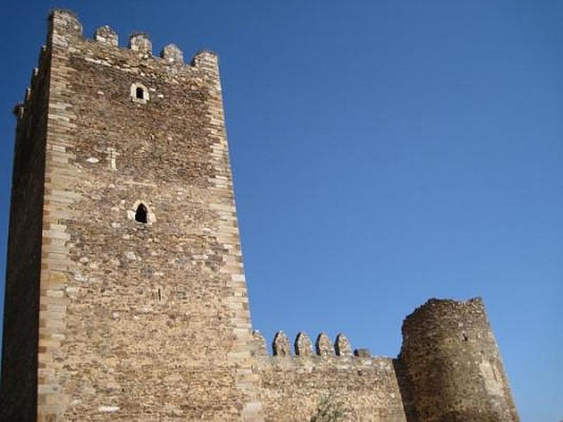 Castillo de Laguna de Negrillos