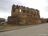 Castillo de Laguna de Negrillos