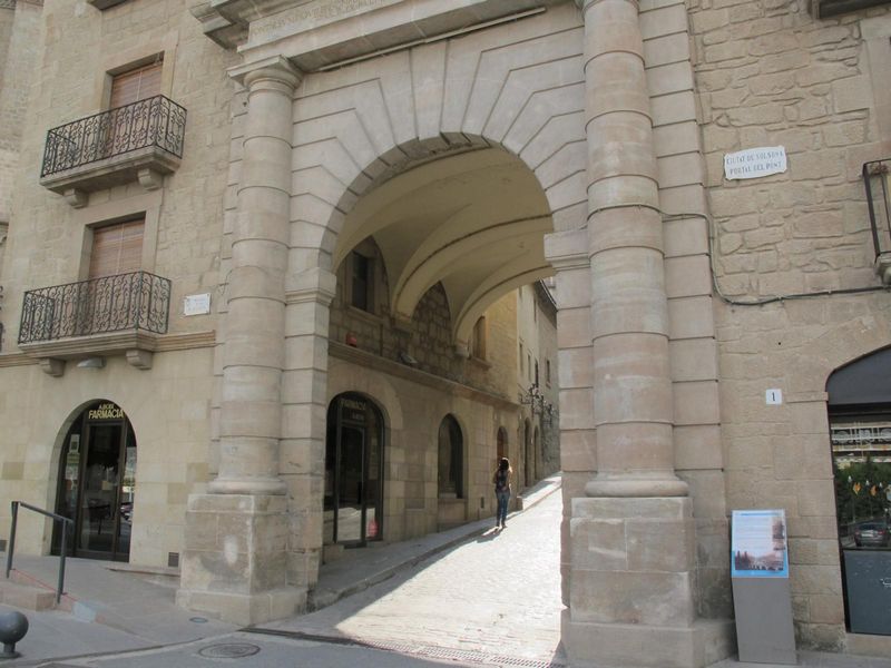 Portal del Puente