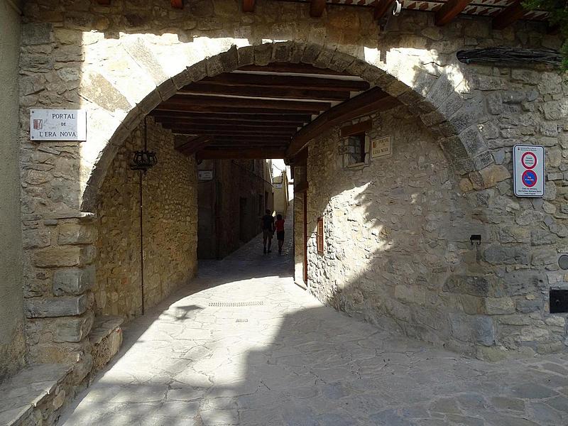 Muralla urbana de Sant Llorenç de Morunys