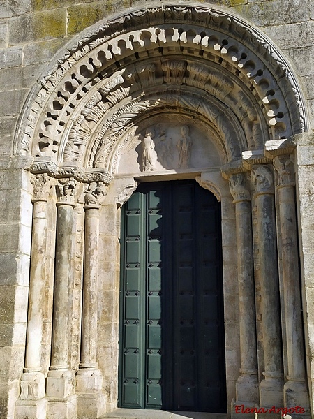 Iglesia fortificada de San Juan y San Nicolás